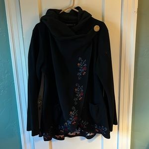 Wrap style hooded sweater with floral embroidery.